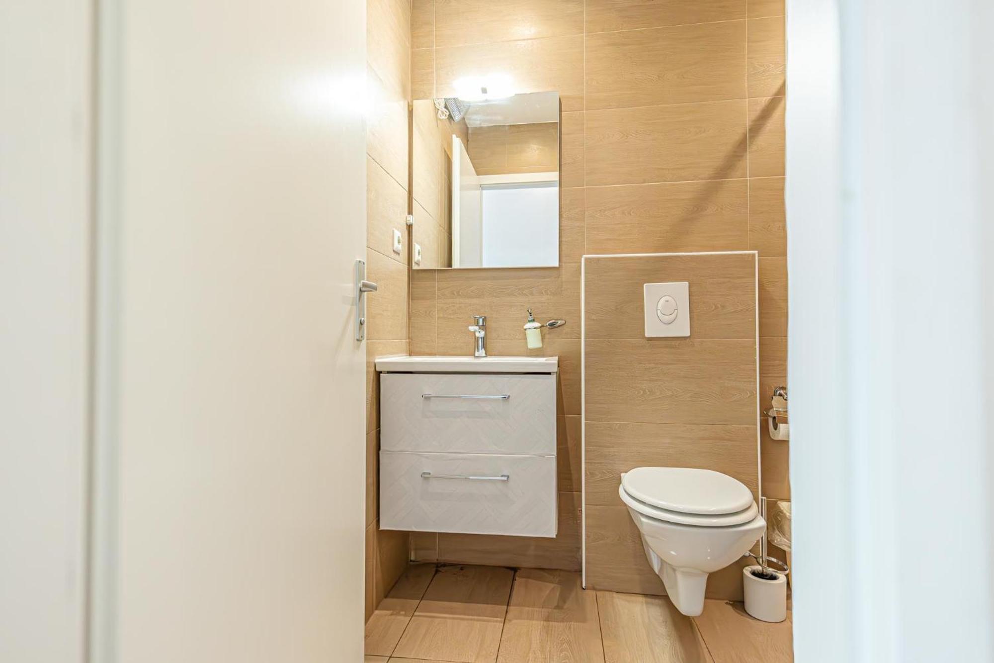 Brilliant 1Br Apt - Perfect For Longstays Bécs Kültér fotó